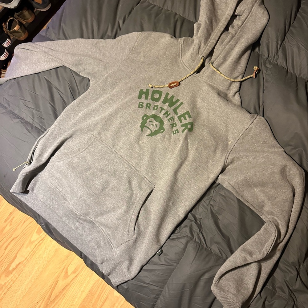 Howler hoodie